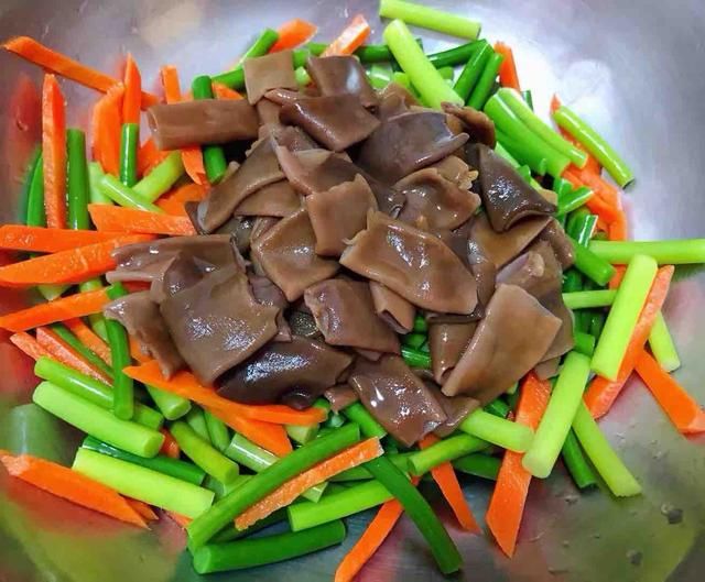 消炎|蔬菜中的消炎菜,富含维生素C,比牛奶好吸收,夏天孩子要常吃