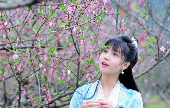  旗下|尚雯婕上热搜 还有人记得她旗下被雪藏退圈的《花间提壶》方一勺吗