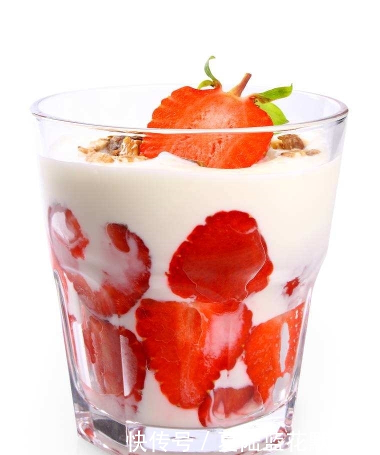 愉悦|午后一杯草莓酸奶糯米滋,心情超愉悦