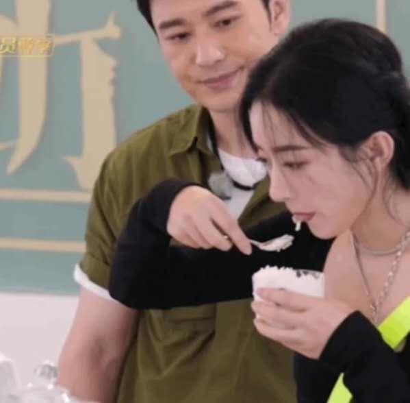  道歉|中餐厅节目组向赵丽颖道歉，网友：都是为了节目效果，凭啥道歉