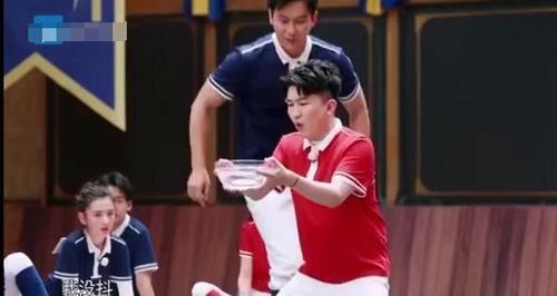  张艺兴|张艺兴，李晨，人与人果然有差距