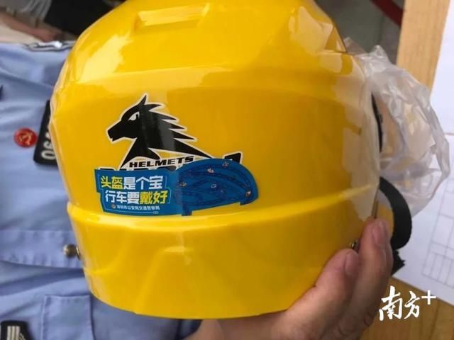  女儿|斑马线上，碰撞瞬间发生！6岁女儿多处骨折，只因父亲骑车时闯红灯