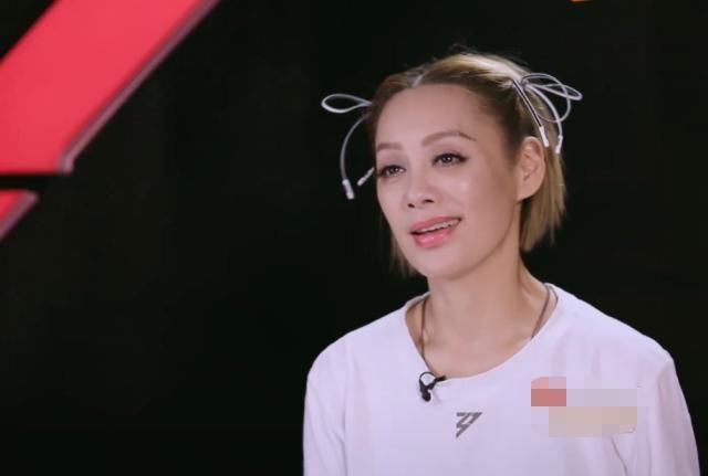  组队|《浪姐》最不受欢迎的成员，组队时没一人开心，宁静的笑很讽刺