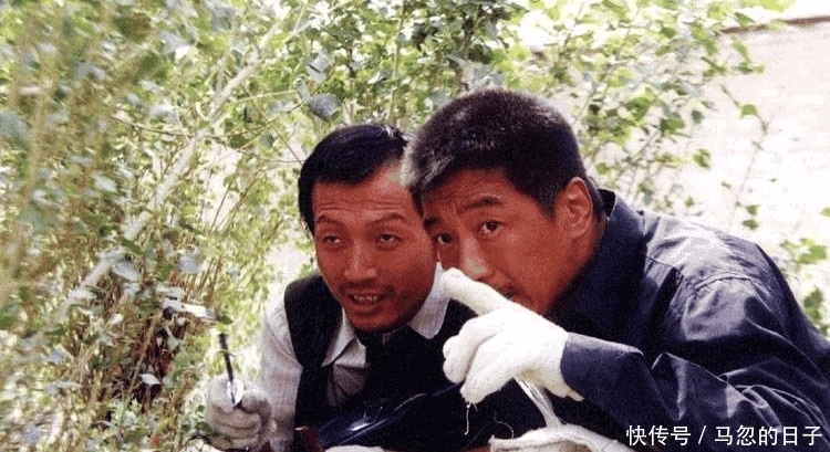  受阻|上个世纪让白宝山办户口受阻的警察, 后来如何了?