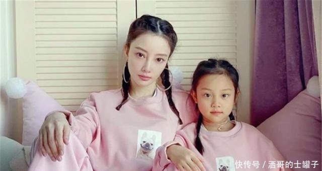 照片|李小璐39岁生日发新歌,与甜馨穿旗袍晒照片,网友评论太扎心