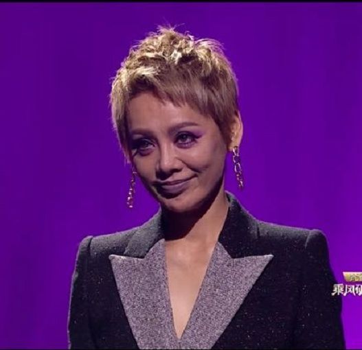 演不下|演不下去了,宁静砸了《浪姐》的场子,拿到第一却不想成团