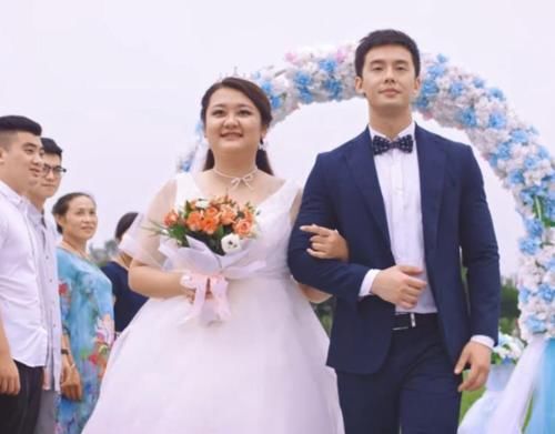  不靠|《心动的信号3》女3郑琴心期待男4，得知他“跨界”身份，不靠谱！