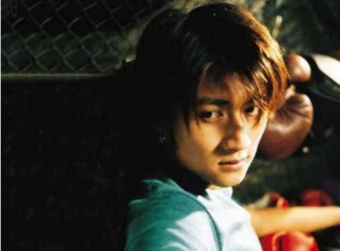 单枪匹马|当年单枪匹马与四大天王争人气,那时候的谢霆锋到底有多火?