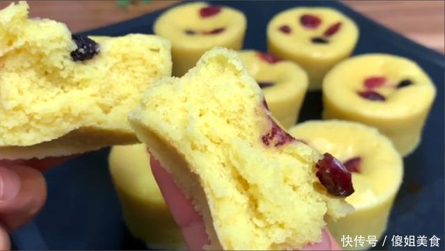  米糕|夏天就爱小米这吃法，不熬粥不煮饭，好吃不上火，比吃蛋糕还过瘾