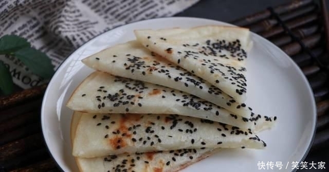  不用|大米别煮粥了，做成懒人早餐，外脆里软，不用发酵，搅一搅就出锅