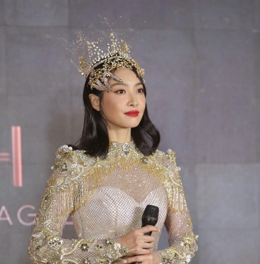 纷争|赵露思点赞恶评后，宋茜上线平息纷争，做法堪称标准范本