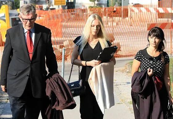 锯断|是个狠人！22岁女子为骗800万保险金，锯断了自己的手