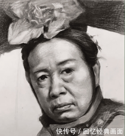 学渣|老师要求画神仙姐姐,学渣美术生直接上手,看到成品:没毛病!