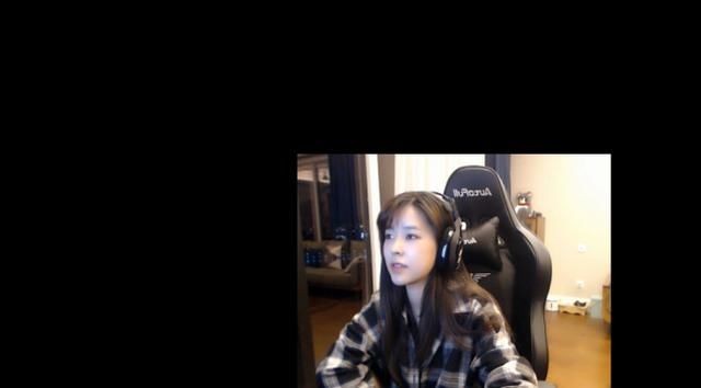  沫子|?沫子自曝理想型男友，看到晒出的合照，网友直呼：坏了