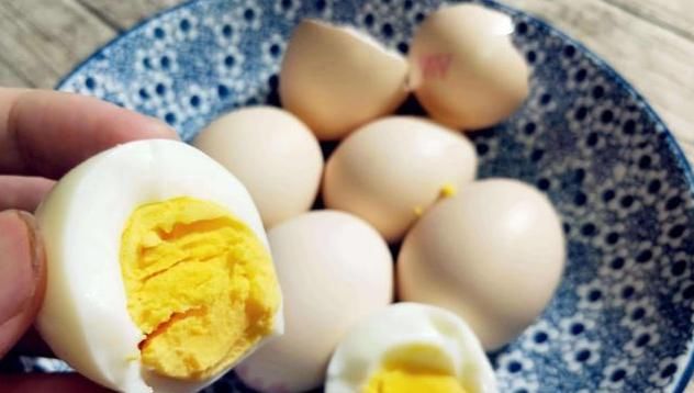  长寿|早上爱吃煮鸡蛋的人，长寿不会远离你，但切记“2不”，早知早好