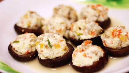  阿瓦|美食精选：阿瓦口福骨，麻辣肚丝，蒸酿香菇豆腐，辣卤金钱肚做法