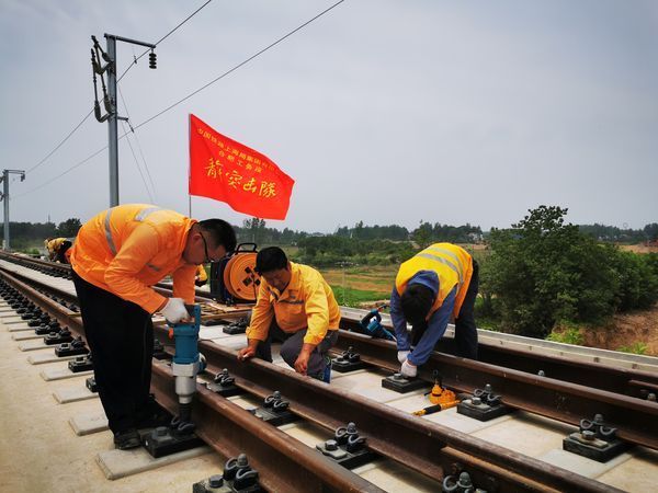 全线|合肥至安庆高铁明天开始静态验收