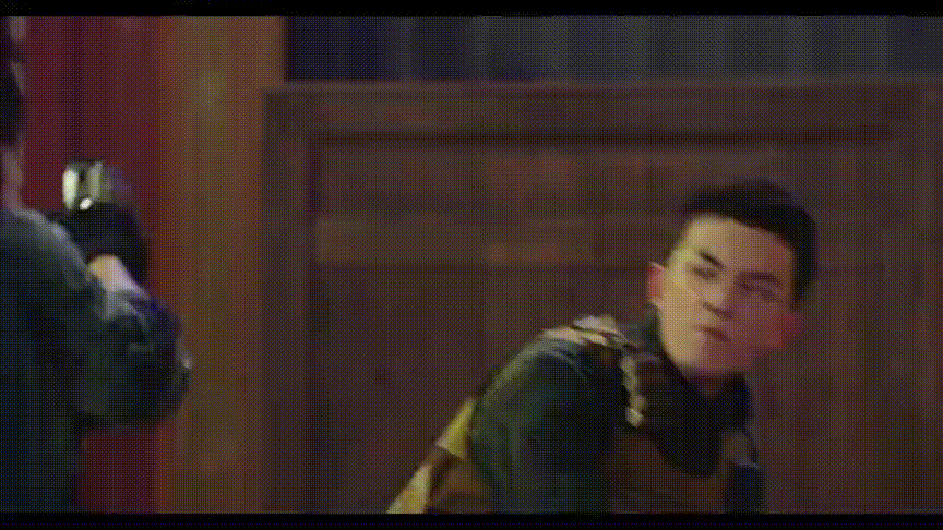  吴磊|《穿越火线》首播：鹿晗吴磊演技获认可，画面精彩，细节仍有瑕疵