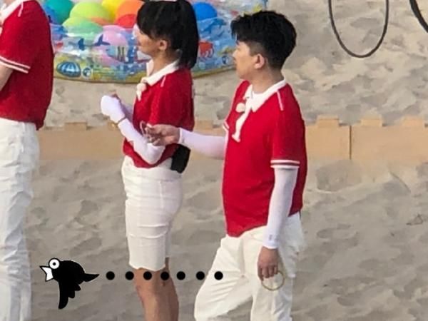  参加|黄龄首次参加《奔跑吧》，出场自己改造衣服，真不愧是“总裁”