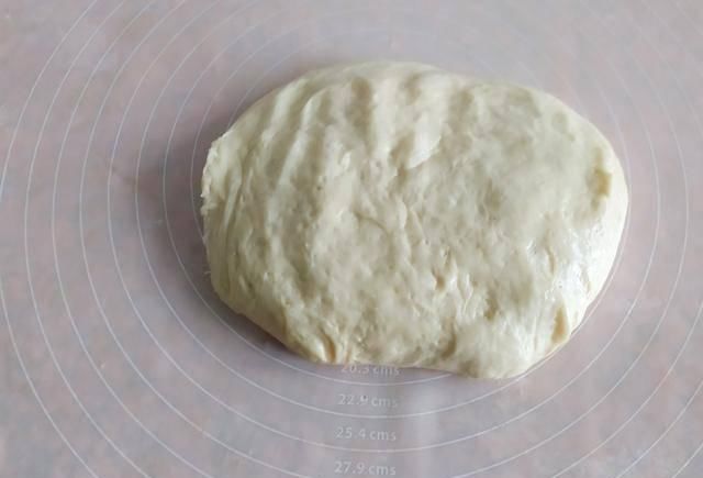  炸油条|做油条，不需使用酵母，用“它”来发酵，松软香脆，油条受欢迎！