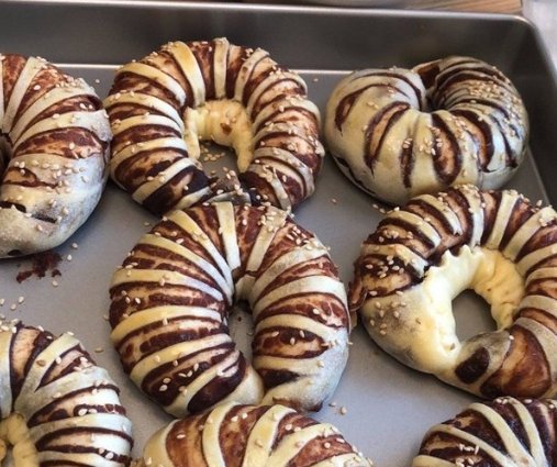 面包圈|豆沙面包圈, 只需要经过一次发酵即可制作成功