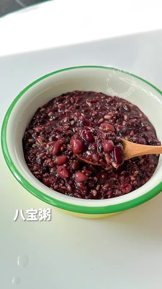 养生黑米八宝粥(养生黑米八宝粥)