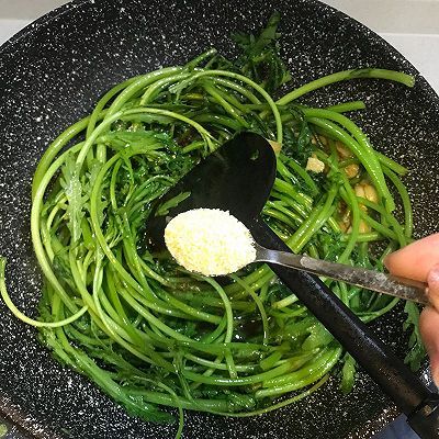  成品|爆炒蒜蓉蚝油茼蒿