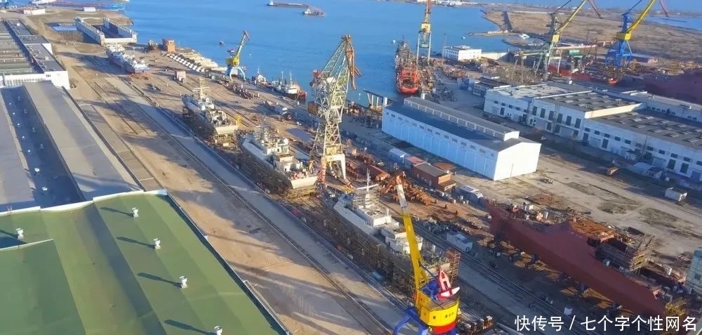  俄罗斯|俄罗斯同时开建两艘直升机航母 锐评：填补两栖作战短板 应对周边安全威胁