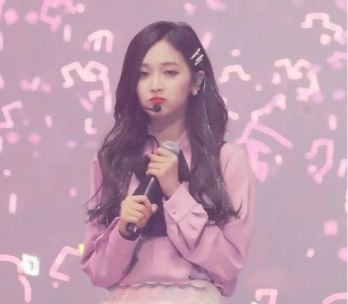  时间|女爱豆也有烦恼，吴宣仪对正常生活要求低，考个驾照就可以