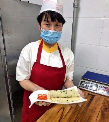 不破|在家怎么摊烙饼?煎饼柔软不破,卷炒土豆丝营养美味,孩子超爱吃