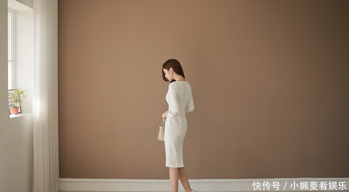  雕花|孙允珠：T-nani白莲染彩古典雕花仙美职业装