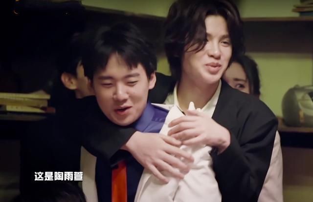  逃脱|《密室大逃脱2》的跑题，被大张伟一语道破：合约面前，本应同等