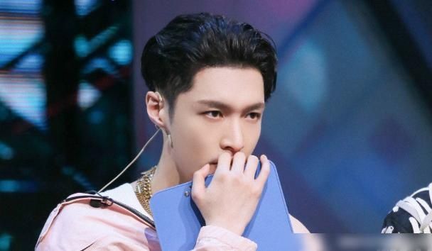  导演|《街舞3》导演称不再邀请张艺兴，说出原因后，网友：你行你上