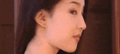 故事|刘亦菲，又红了丨百家故事