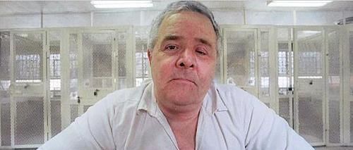  怀疑|美国冷血杀手，20年连杀150人没被怀疑，因嫌警察破案慢选择自首