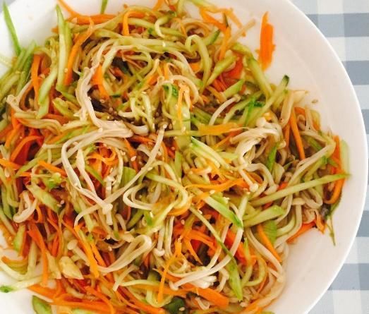  炎炎夏日|炎炎夏日，推荐几款凉拌菜的家常做法，美味又开胃。简单省时