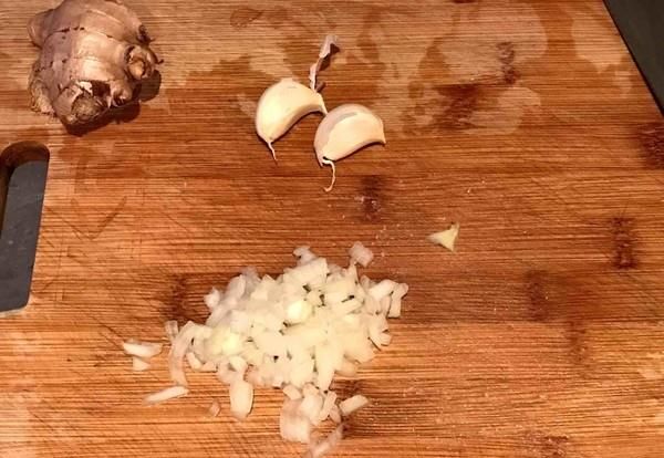  茄子|茄子不要再炒着吃，摇身一变成主食，孩子吃了一碗又一碗