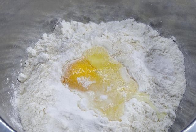  不用|每日食谱：再也不用担心买的油条不卫生了，以后想吃自己在家做