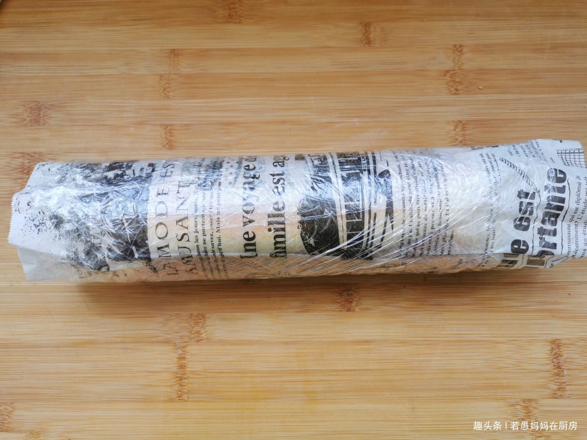  饼铛|自己在家做面包，3个动作15分钟揉出手套膜，烤箱电饼铛都能做