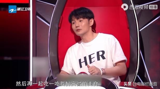  受用|面对李健老师的“捧杀”，谢霆锋很受用！这届导师团口才真是了得