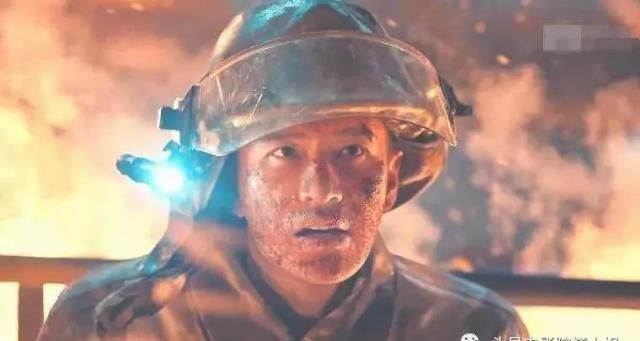  赶上|黄晓明今年上《中餐厅》大变样，为赵丽颖解围，情商快赶上黄渤了