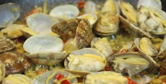 简单|在家自做美味的花甲粉丝,简单易学,赶快学起来吧