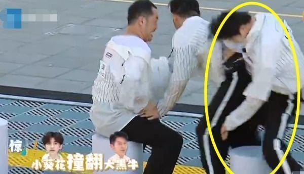 真实|蔡徐坤游戏故意推翻李晨,沙溢看不下去,暴露跑男团真实关系