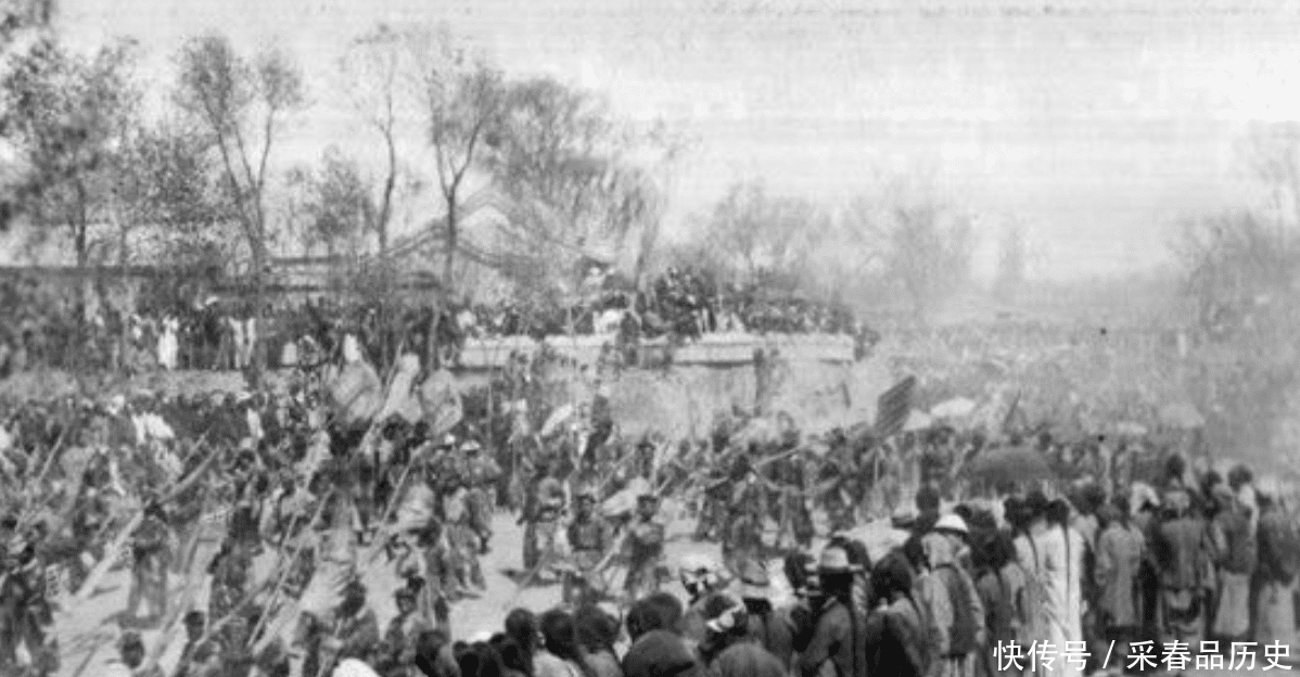  嘉庆帝|古人为何讲究“棺材不得落地”，看看嘉庆帝的8000名抬棺人就懂了