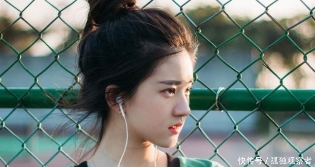 不少|赵丽颖、鞠婧祎、赵露思、宋祖儿谁更符合“小白花”长相？