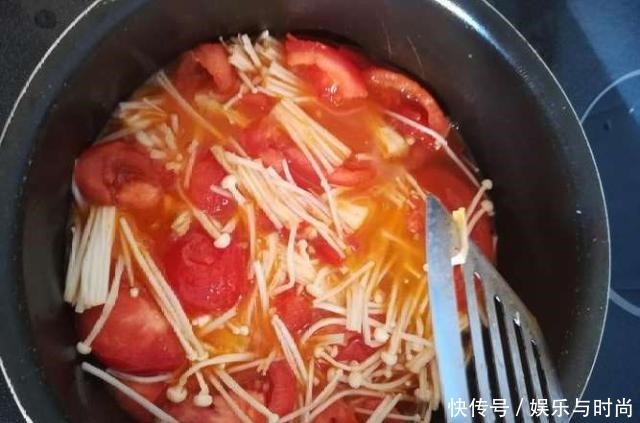 酸甜|番茄金针菇豆腐汤的正确做法,简单三步,酸甜开胃,营养好吃