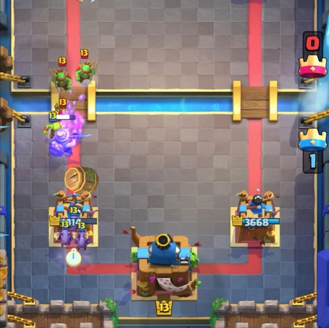  防守|皇室战争：飞桶阵容新思路，公主配哥布林，王子桶成7000分热门