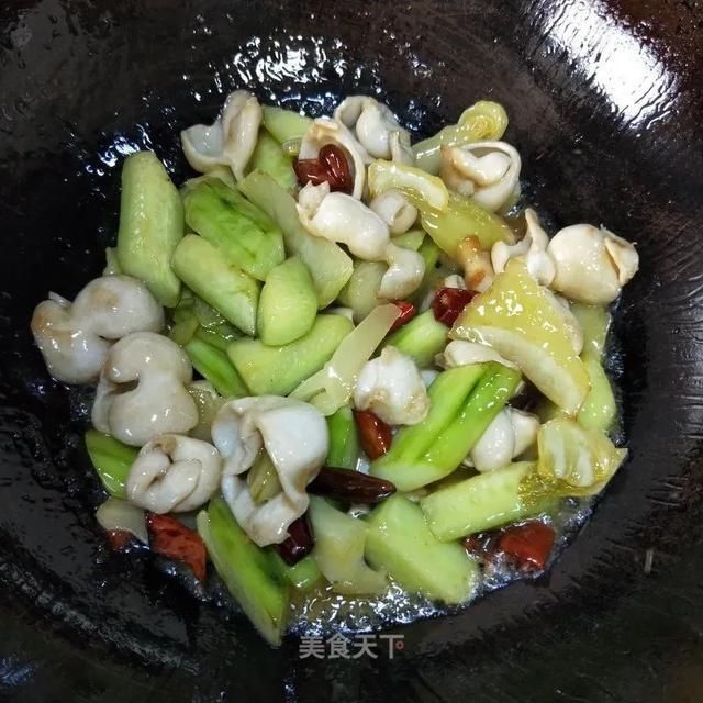 下酒|香而不腻的肥肠煲！零厨艺家常菜！下酒又下饭，好吃到爆