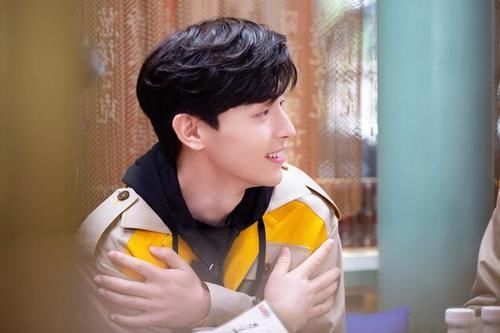  伦伦|《极挑》杨超越：一个队伍容不了二伦，“伦伦”到底是谁的称呼？