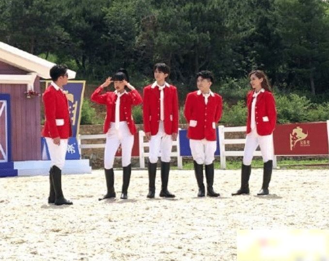  蓝色小组|跑男飞行嘉宾分组，孟美岐宋祖儿一组，看清张大大队友我满意了